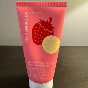 Ole Henriksen 10% AHA Strawberry Lemonade Smoothing Scrub 3 oz Full Size NEW